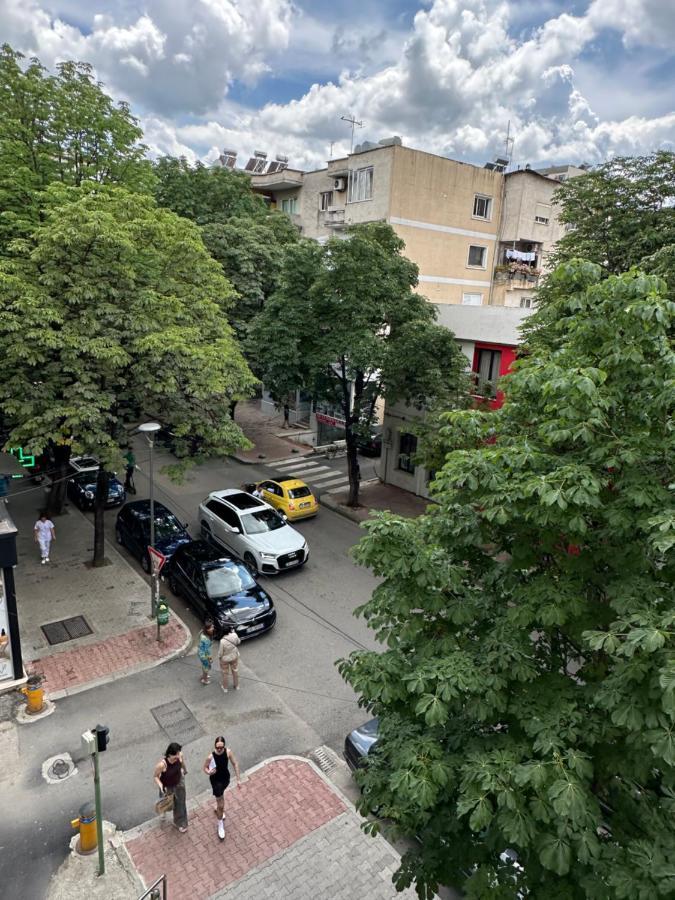 Soin Rooms Tiranë Luaran gambar