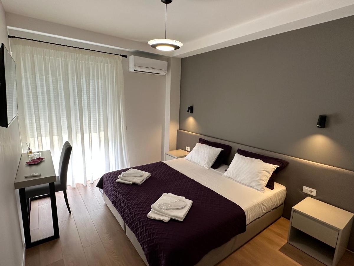 Soin Rooms Tiranë Luaran gambar