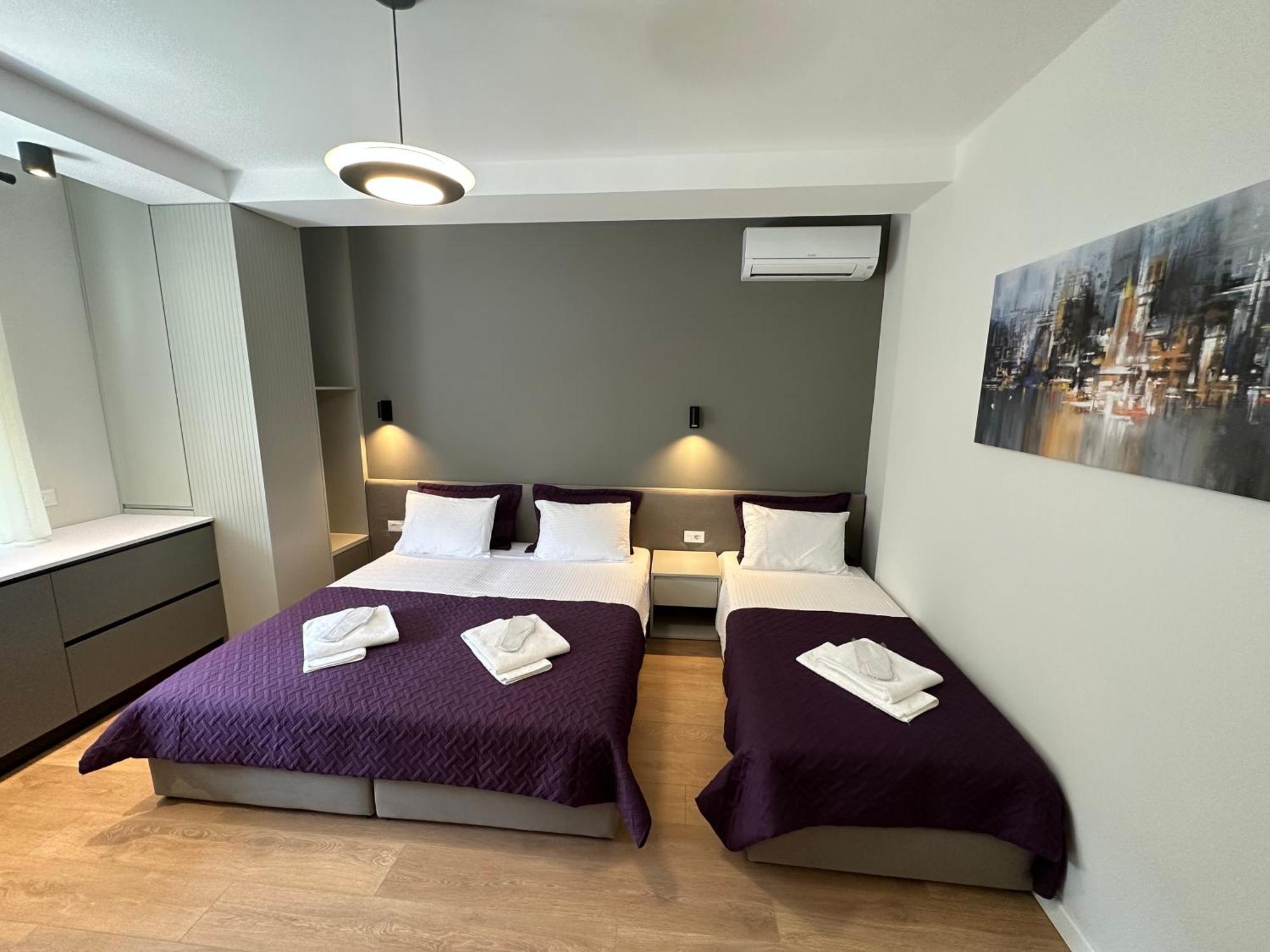 Soin Rooms Tiranë Luaran gambar